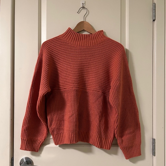 Twik Salmon Sweater (size M) - Picture 1 of 4